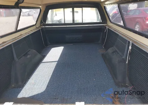 1987 Dodge Dakota z USA, uszkodzony, nr VIN 1B7GN14M5HS343230